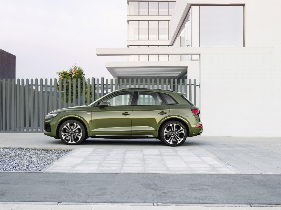  Audi Q5 40 TDI Quattro S-Line 2020 года  (WW) (фото 5 из 89)